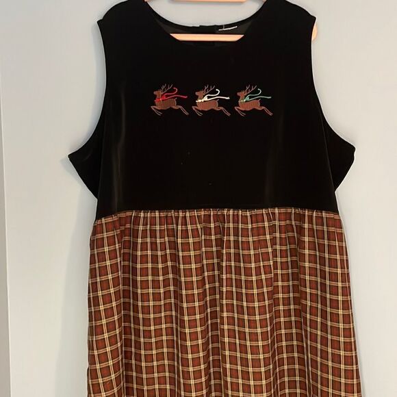 2XL Plaid and Velvet Christmas Dress with Reindeer - Picture 1 of 6